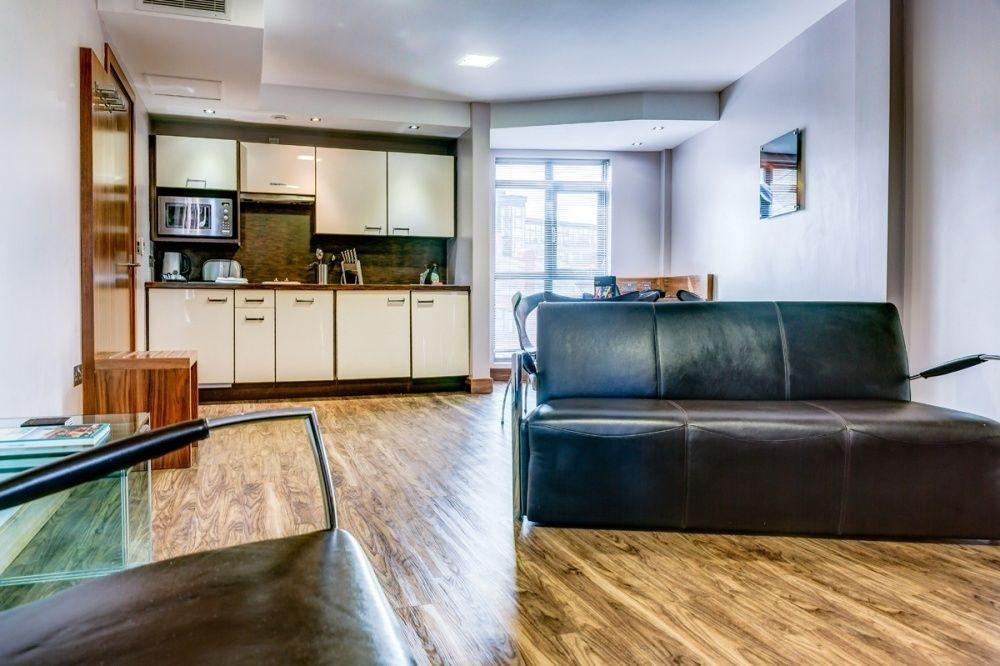 Roomzzz Leeds City מראה חיצוני תמונה